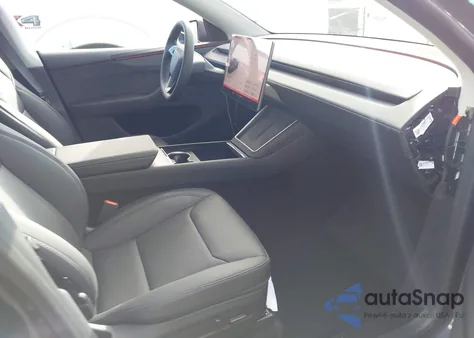 2026 Tesla Model Y Long Range Dual Motor All-Wheel Drive/Long Range Launch Series from USA, damaged, VIN 7SAYGDEE8TA444193